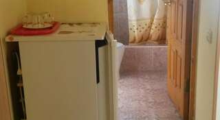 Гостевой дом Гостевой дом «Нептун» Адлер Трехместный номер-8